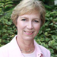 Pam Rhodes (@pamrhodestv) 's Twitter Profile