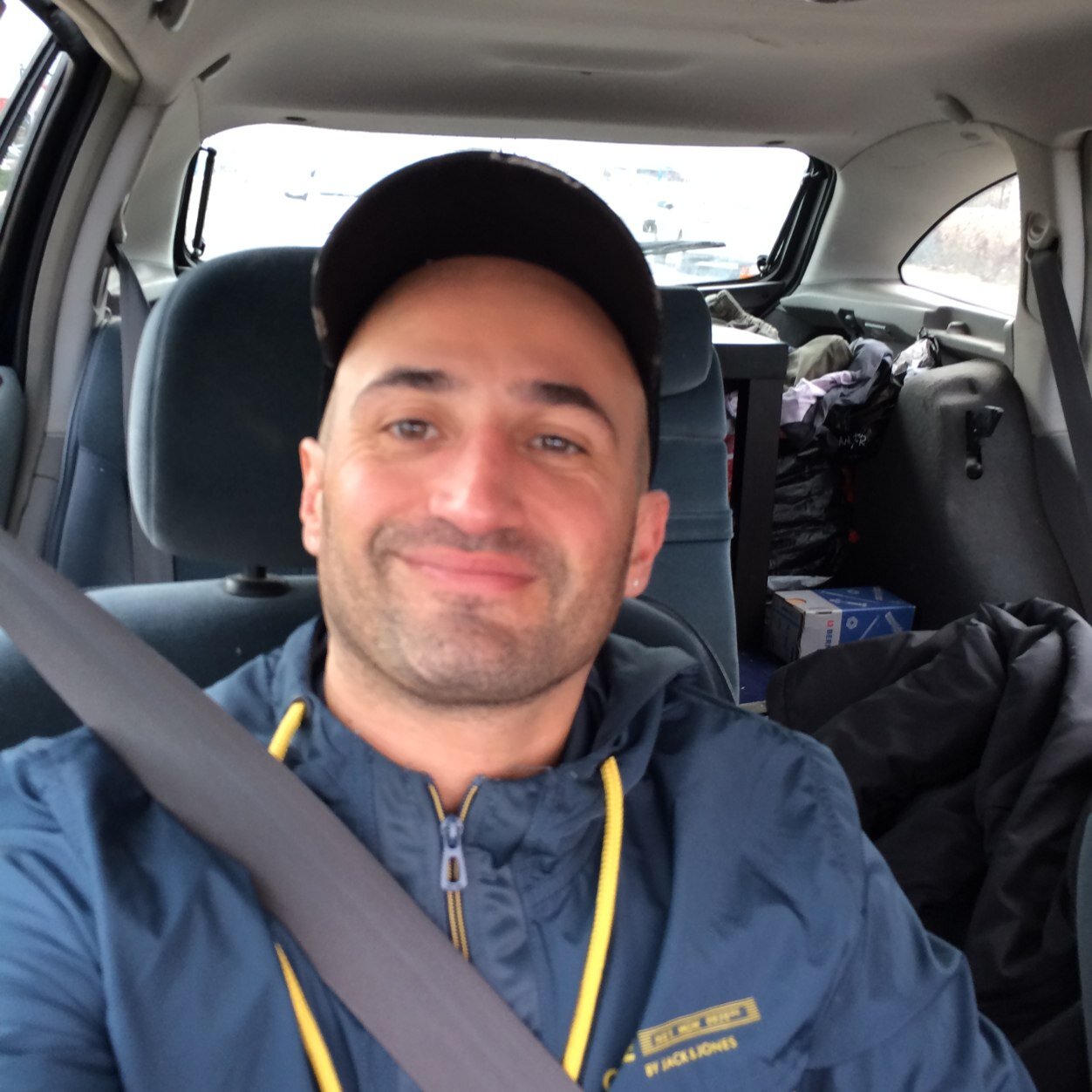 ptiniko's profile picture. 