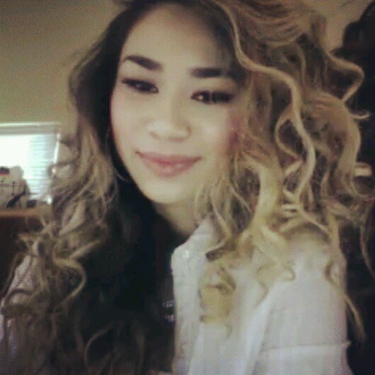 Béyonce + @JessicaESanchez' FanGirl (3:15am4/14/13) Ima #BLUJAY #GLEEK #AIdolFan. Proud to be #DUBT :) I love'em all
