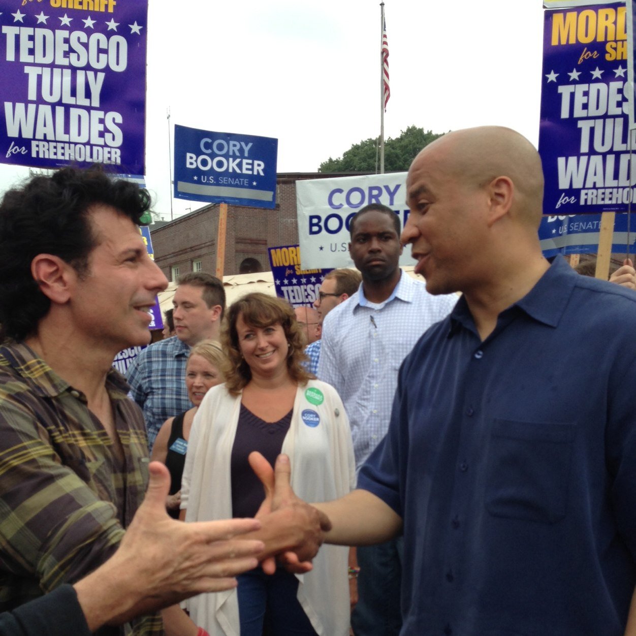 JohnEmilioSalon's profile picture. #Entrepreneur ~ #Political Analyst ~ #Business owner ~ #engaging conversations about #stockmarket picks ~ concerned about #Economic affairs of our country