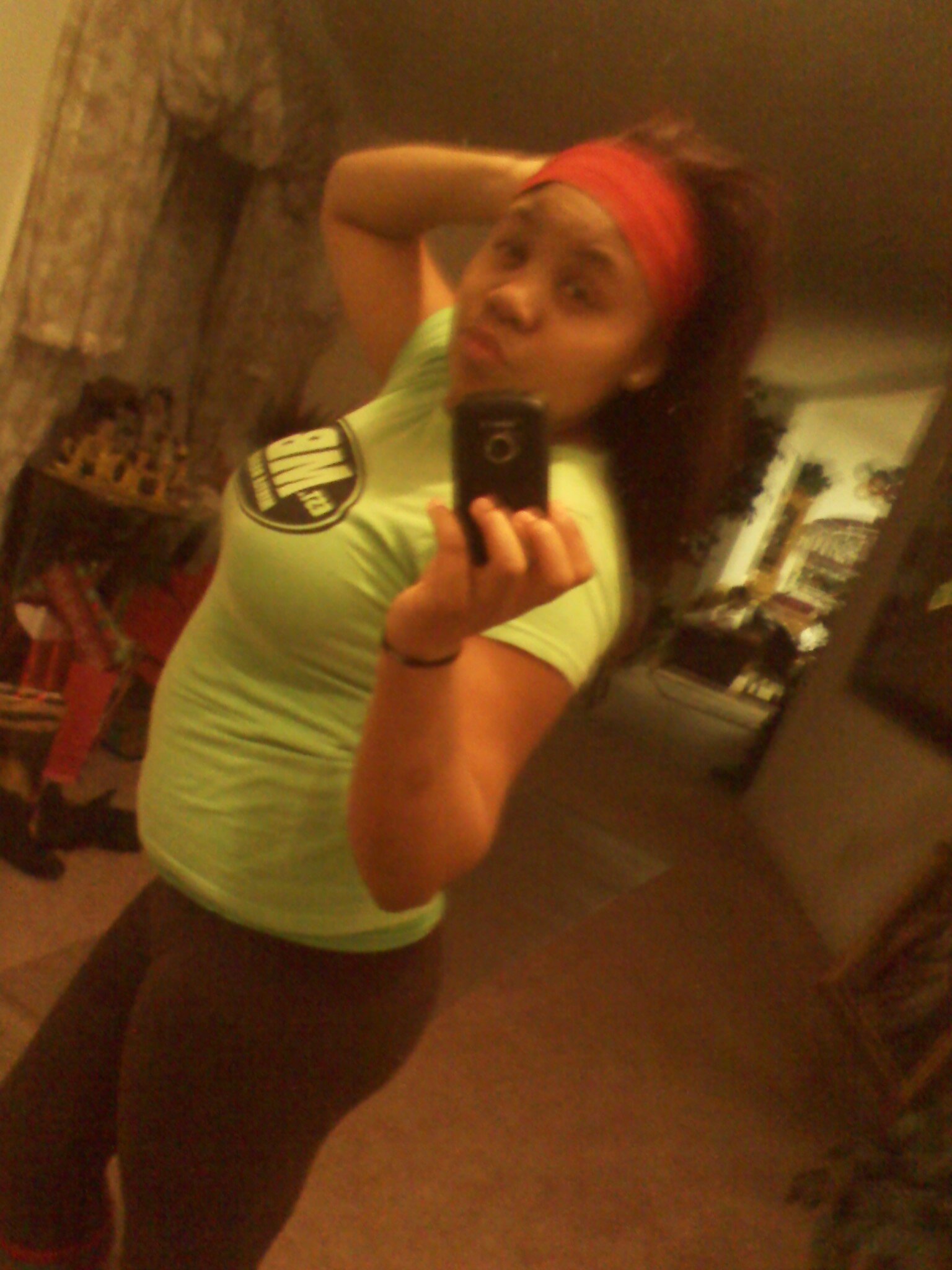 LA_cubanita_xD's profile picture. Iii am fuuunn fuunn fuun!!!;) EPIiiiiC:) I liike to hang nd chiil listen to music and haaaavvve fuuuuuunnnn*__*...hmu on DB..add me!,,Taia that cubanchicka3