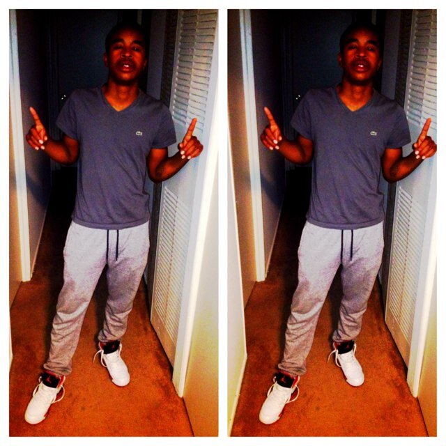 Its Not Tomany Out Here That Like To chase Paper #YPC ............... Get It How Live Ima Youngin im From #Latrobe
