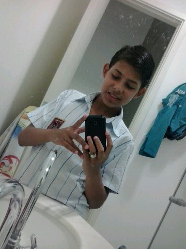 viniciusr184's profile picture. 