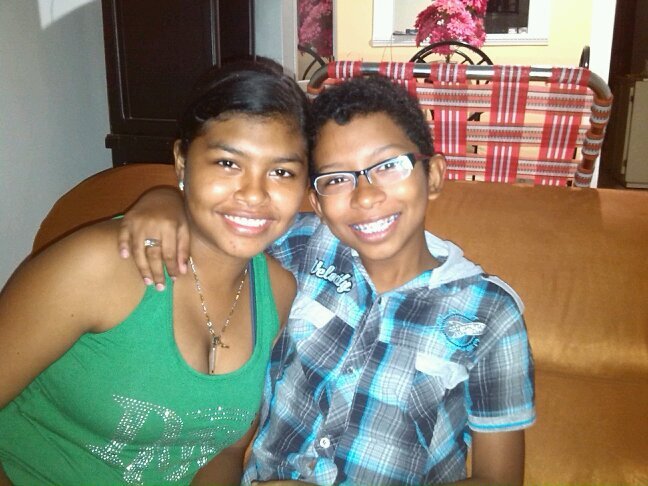 hello my name is cristian I have 14 years I like One Direction and Lady Gaga and I dises your