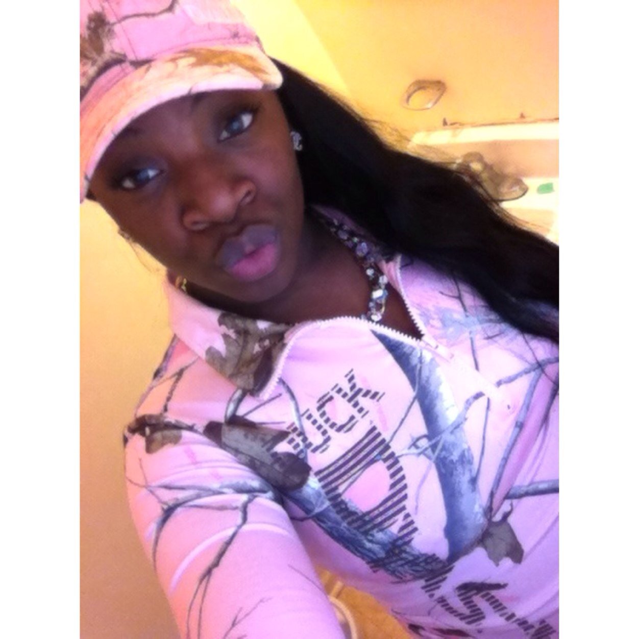 New To Twitter Follow. Me ^__* #BossBitch all About My $$$