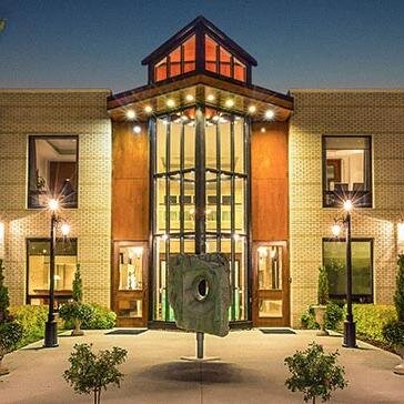 The Oasis Centre is Edmonton's  premier venue for conferences, conventions, trade shows, meetings, special events & weddings.