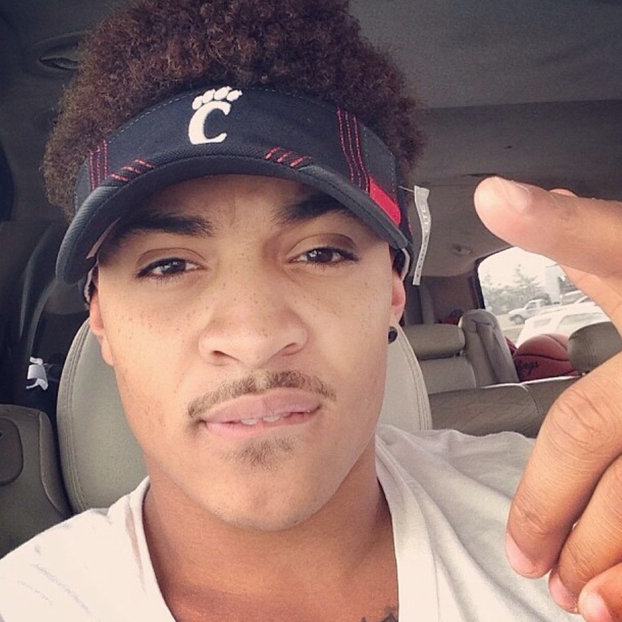 #God1st Married to the game pops always tell me keep my head up #Berkley 11-3