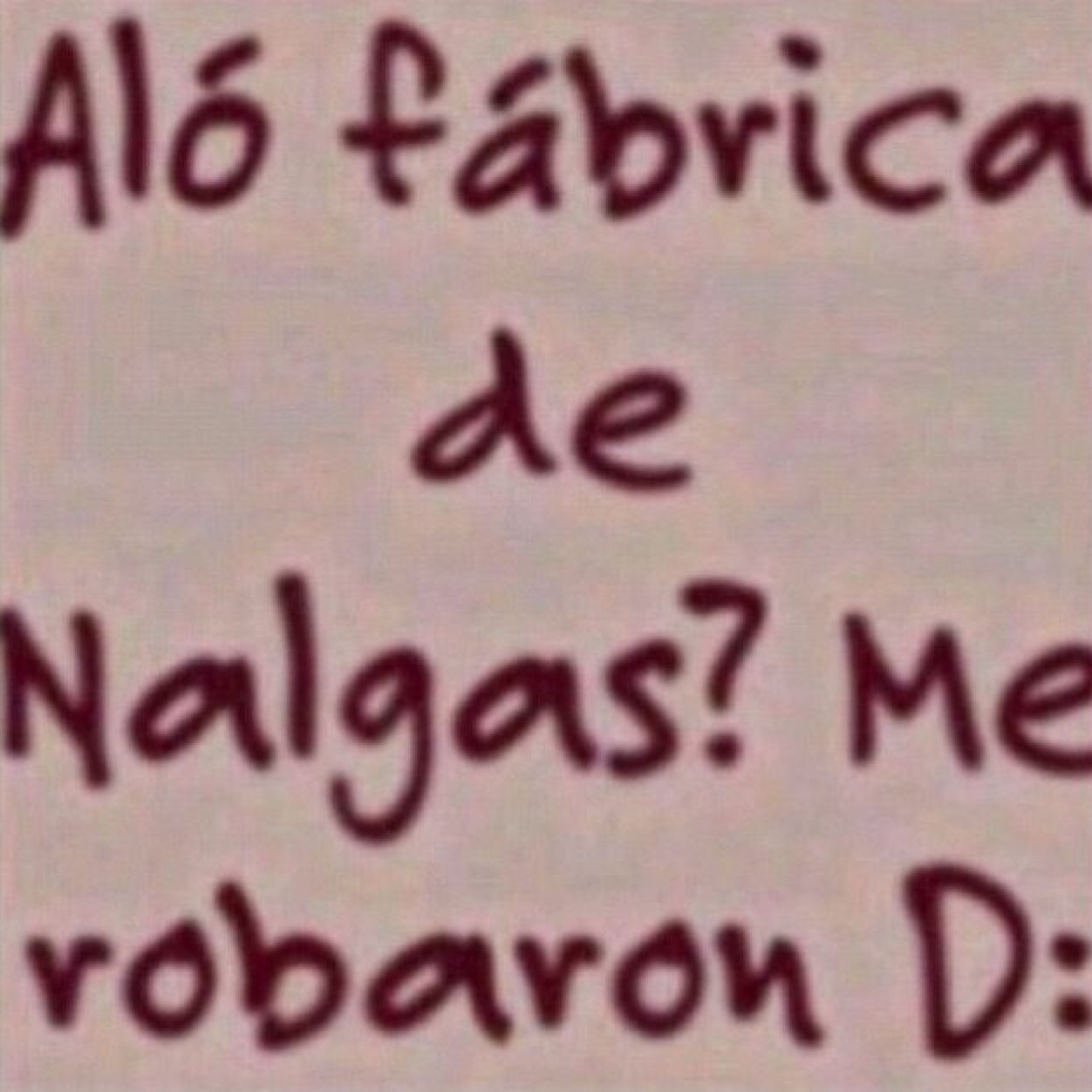 Carloscastt's profile picture. 