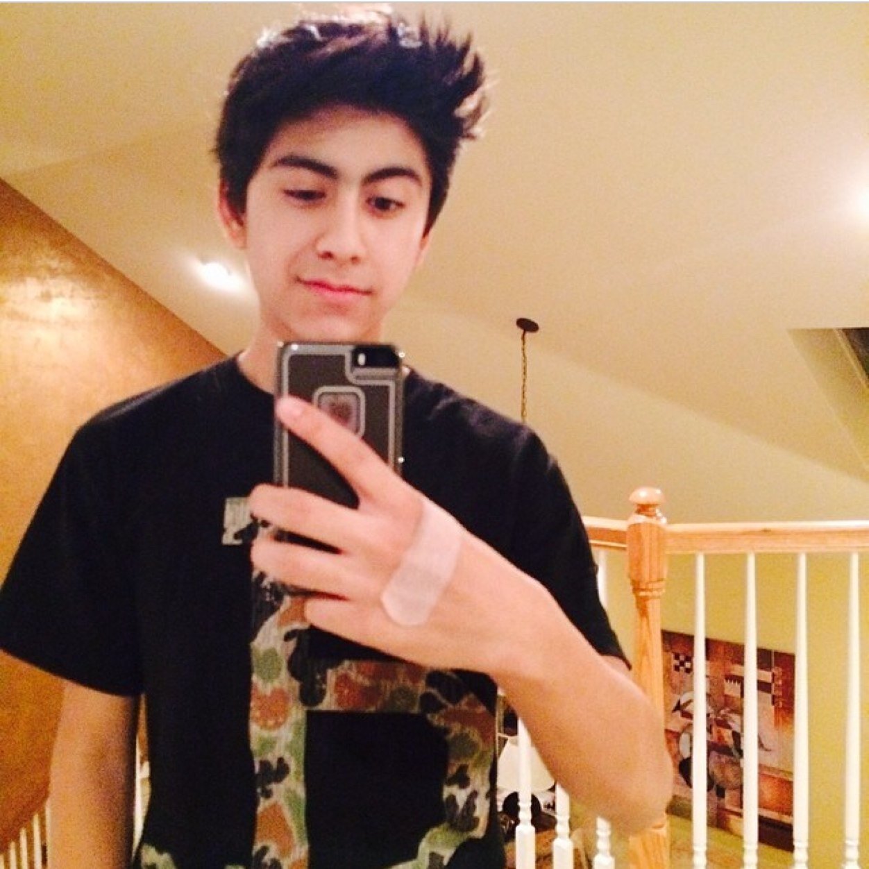 Julian is life . Parady Account . Just supporting the bae. Follow ?