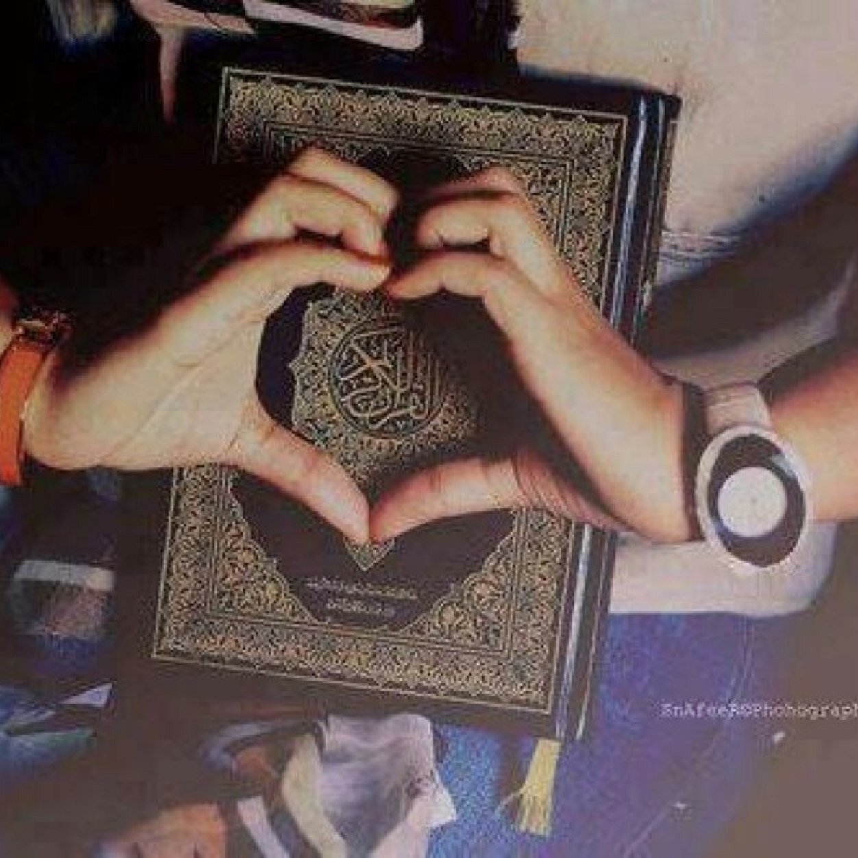 roorh5786's profile picture. 