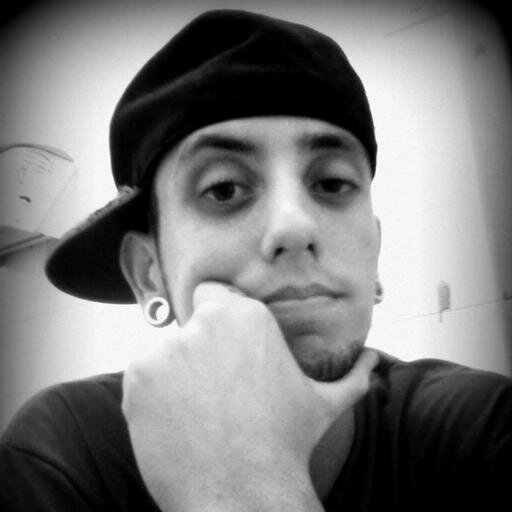 Humildade: Não te faz melhor que ninguém, mas te faz diferente de muitos.(y)

 CWB
ORGULHO DE SER COXA BRANCA ✩