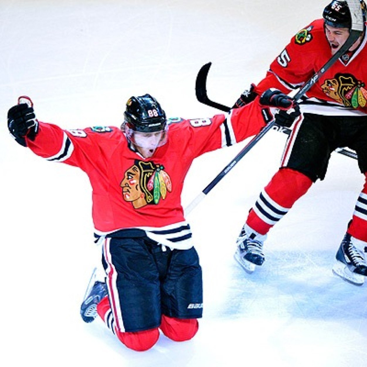 Follow for latest Blackhawks news, updates, and live game reports!