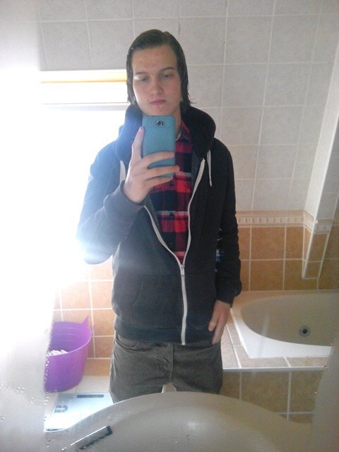 Hiltjo van den Born ~ EDE Centrum ~ #TeamYAMAHAneoS# ~ 17year old! ~ For ever alone ~ phone number = 0624757450 ~