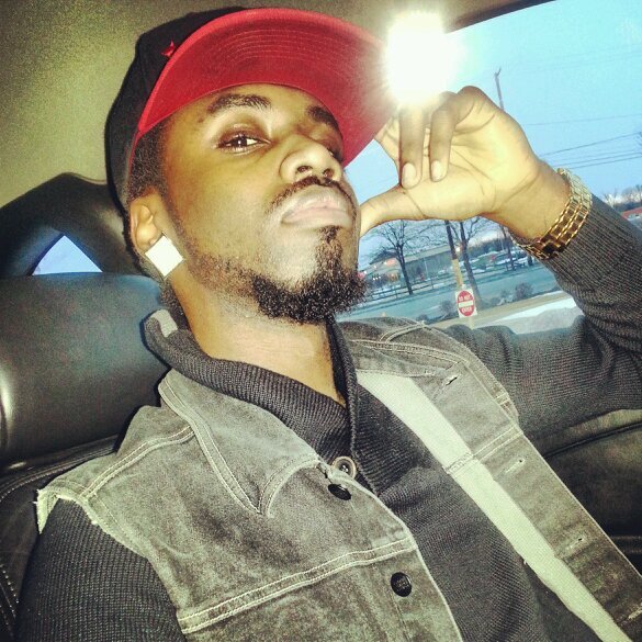 S.I.n ent 4a wats up 100 radio