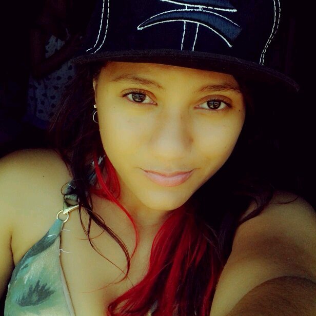 NathalyaMB's profile picture. o sofrimento é passageiro, desistir é pra sempre. (y)