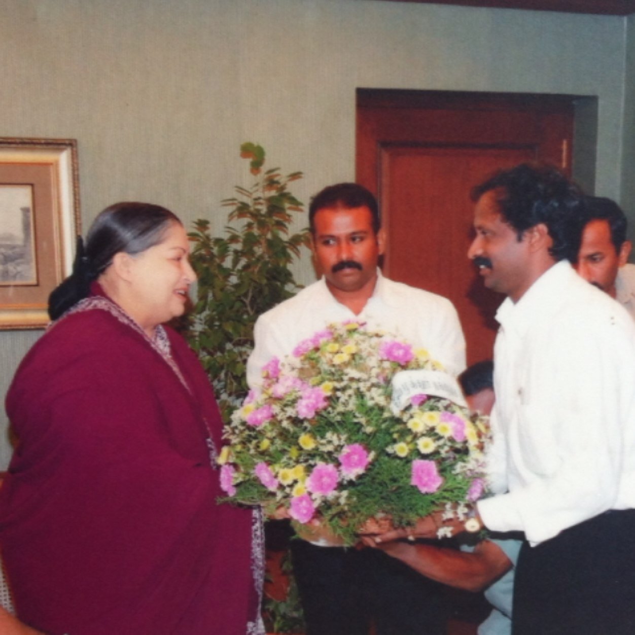 muthuvenkatram1's profile picture. 