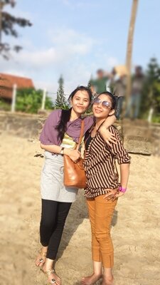 IisSulistiany's profile picture. 