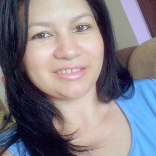 selisregina's profile picture. 