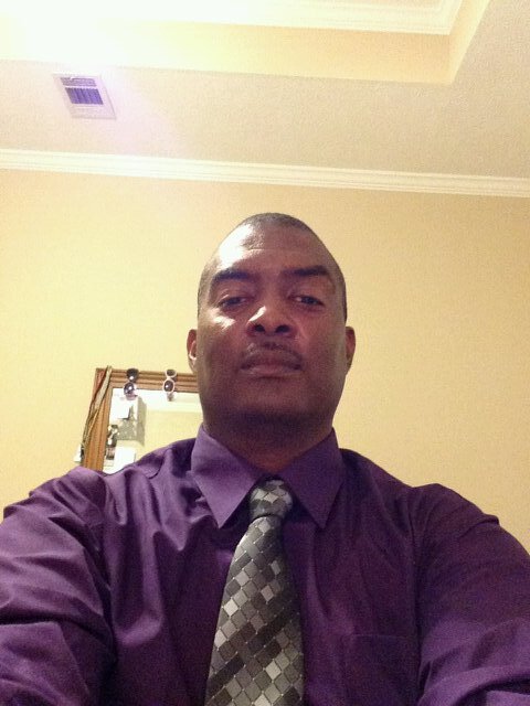 victorj39212's profile picture. 