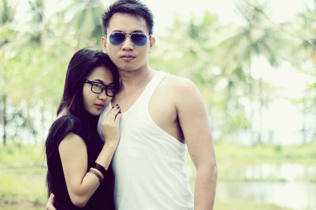 Not beauty,,but smart, cutE, diligent, friendLy, humories and I'm a Christian ^^