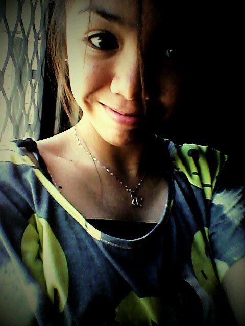 Chandria Kate Moreno | Oct.23,1999 | 14 | guitarist | simple | nbsb | pet lover| iwana |dominikano | loveAdviser | choir member |performing artist |