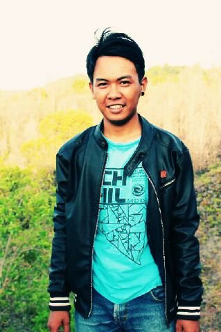 YudiLucifer's profile picture. hidup bersama gitar :) | @Luciferour_Lord