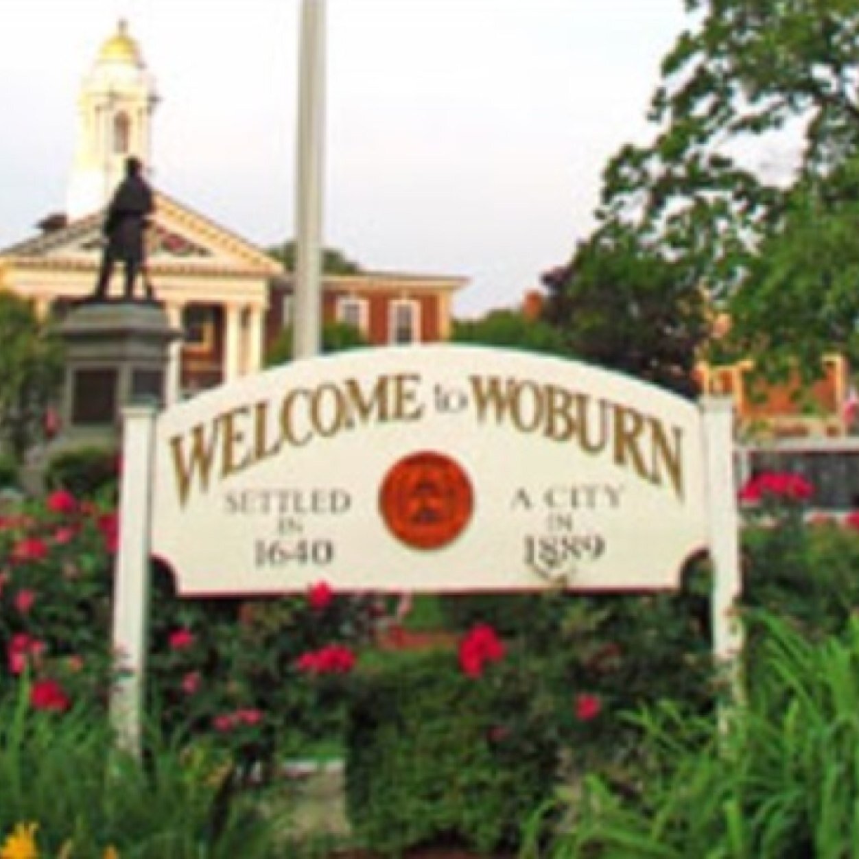 Tweeting general (hilarious) things about Woburn. By the Tanner for the Tanner. Finna?
