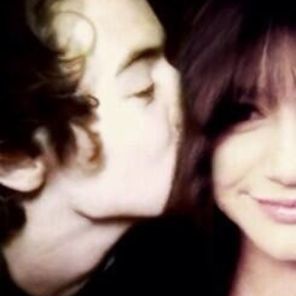 TheStylesTwins0's profile picture. I love you so much Ed you are my everything i never want to lose you i will walk to the end of the earth to get you if i have to ~Tina