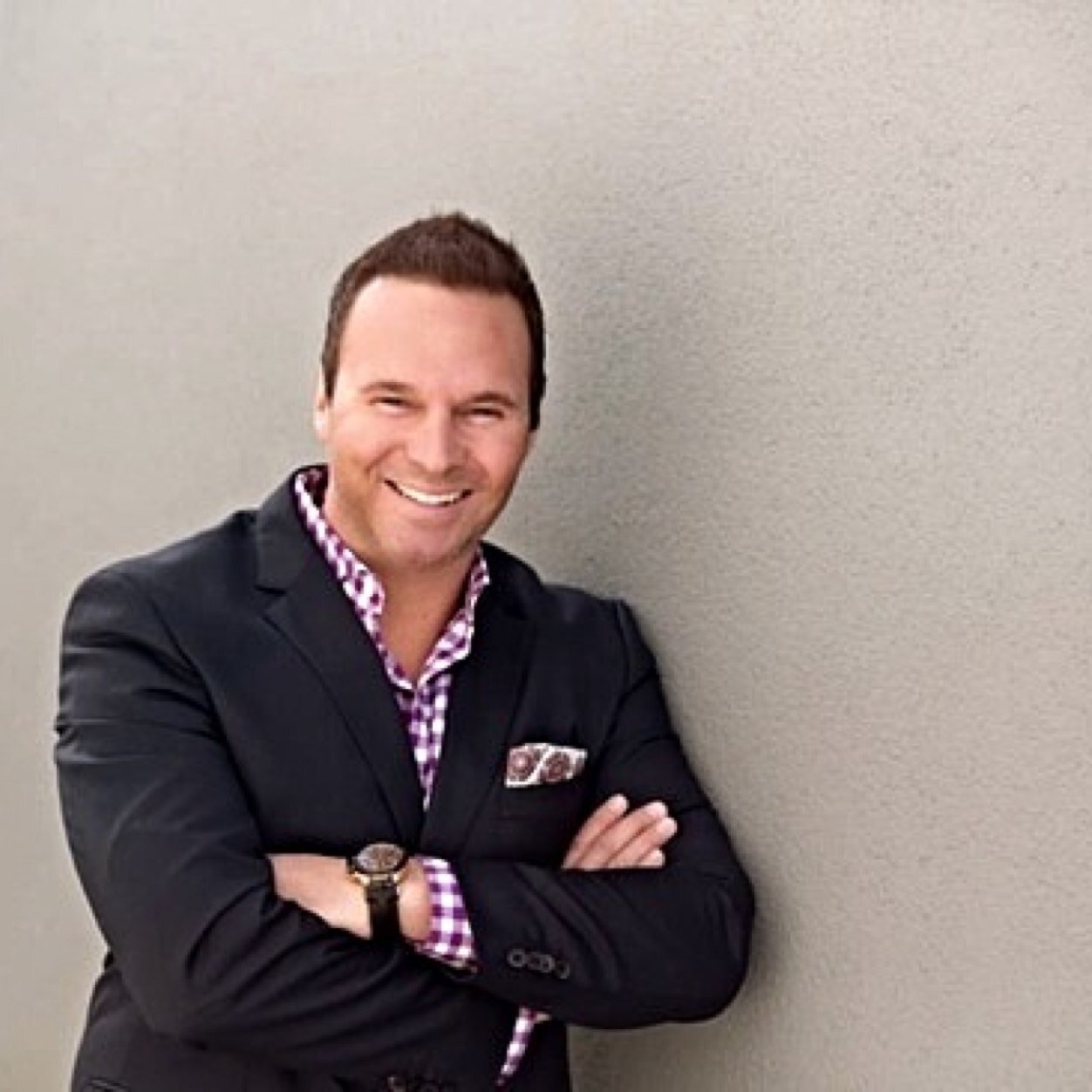 Toronto area Realtor/Investor and supporter of @FitOrganix .Former Toronto Marlboros Hockey Club coach. Hobbies hockey,golf,workout,eat healthy