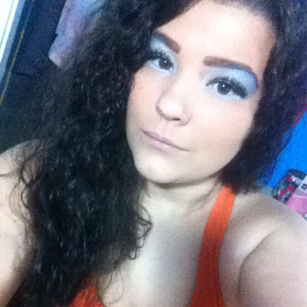 18| senior| Im boring and lame as fuck.| Im cute! Dont think so, fuck you. | I love errbody and get along just fine.| Follow me:) kisses