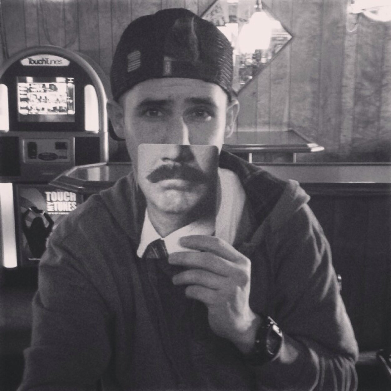 teeej's profile picture. 