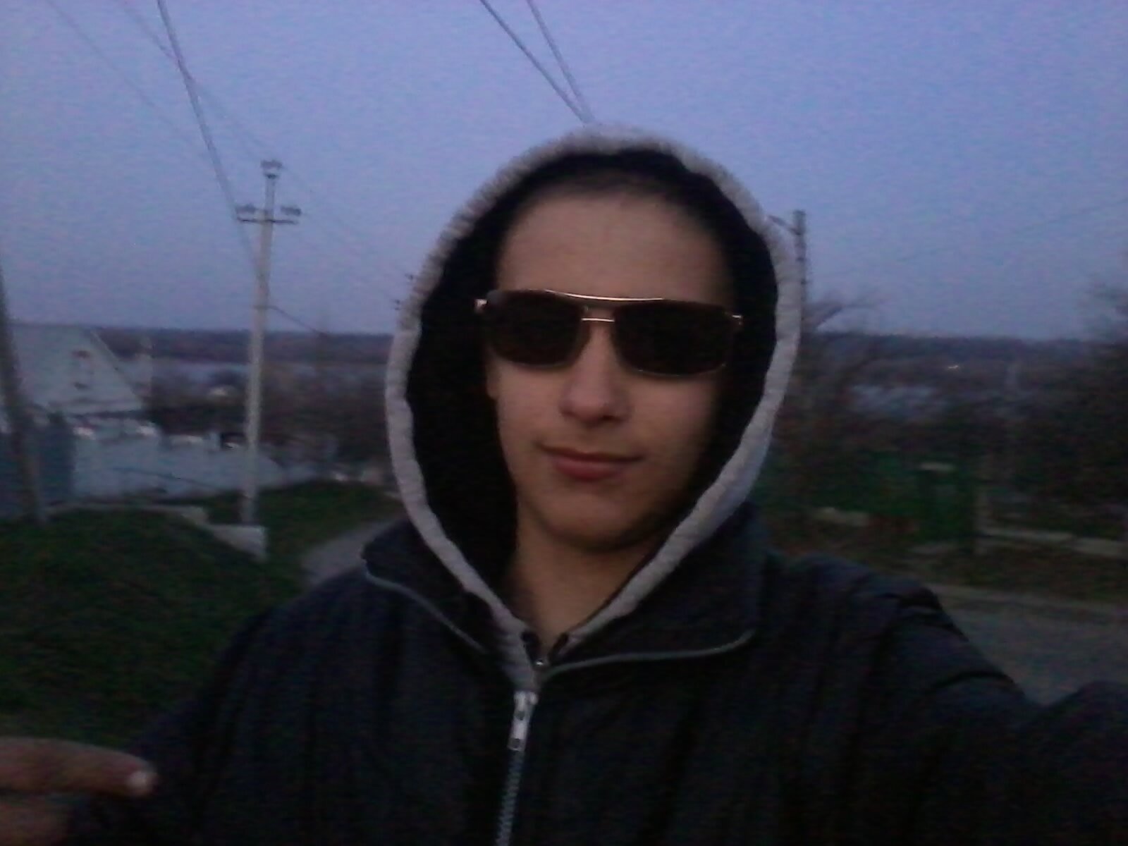 BogdanVelikiy's profile picture. ч качаюся не пью и  не курю