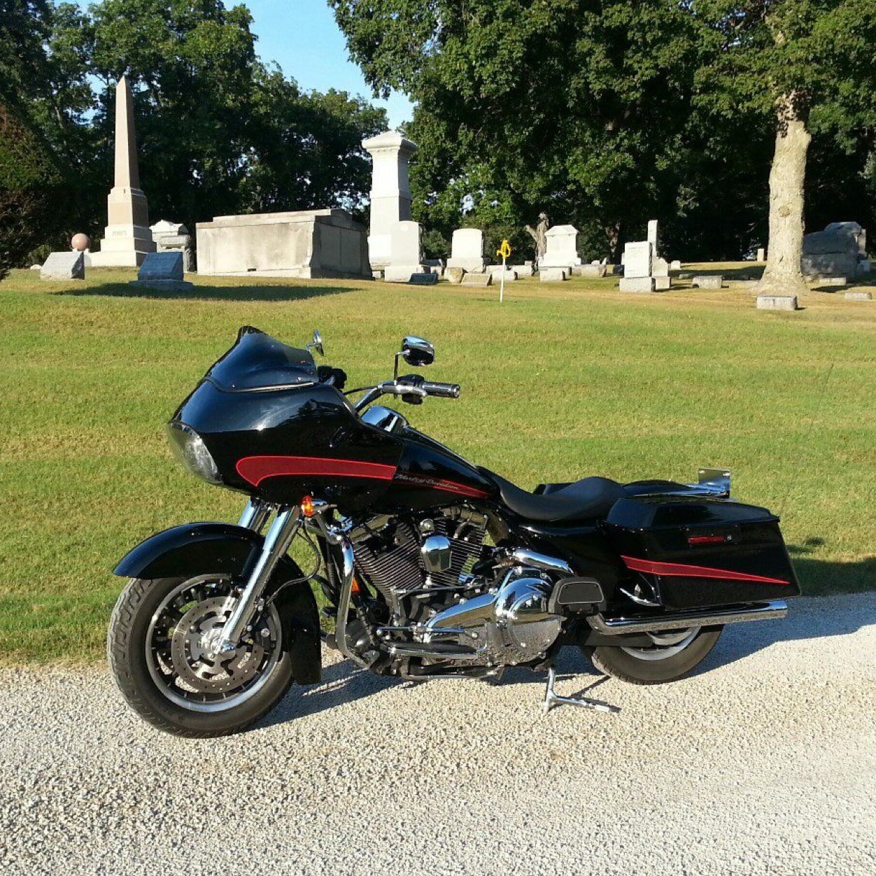 Lone_Wolf_72's profile picture. ellis fan, truck driver, dad, Harley rider #EllisFam