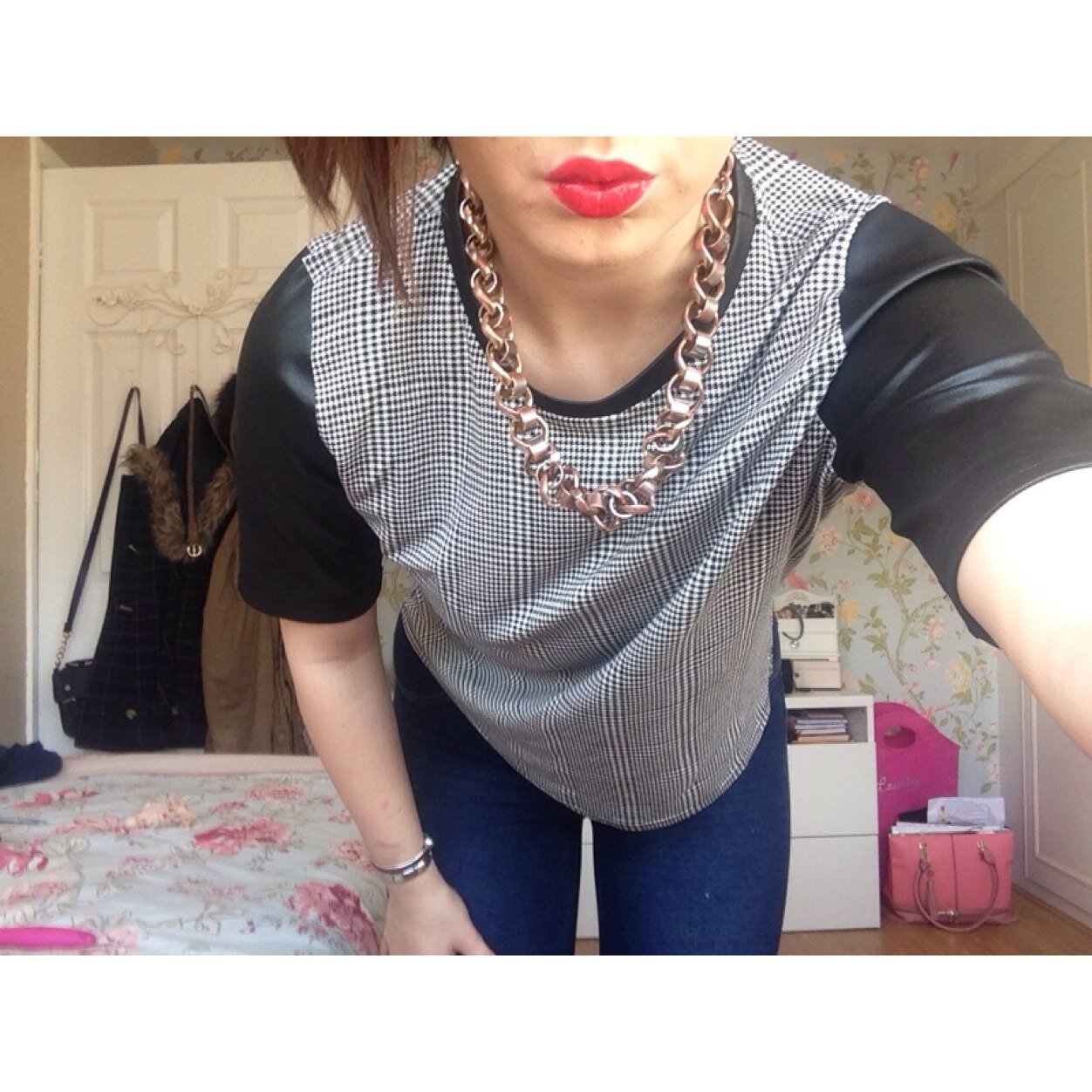 X_FTHC's profile picture. we're definetely going to hell, but we'll have all the best stories to tell.