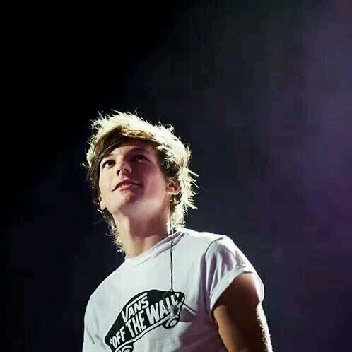 OneD_iloveu's profile picture. I'm in love with those 5 boys that dont know my existence. I love them to death. They're my heroes and I am proud to be a directioner. xx