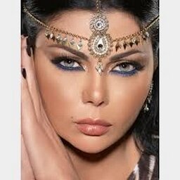 ولو خلط الـسـم المذاب بريقهـــــــــــــا وأسـقـيـت مـنـه نـهـلـة لـبـريـــــــــــــــــــت.