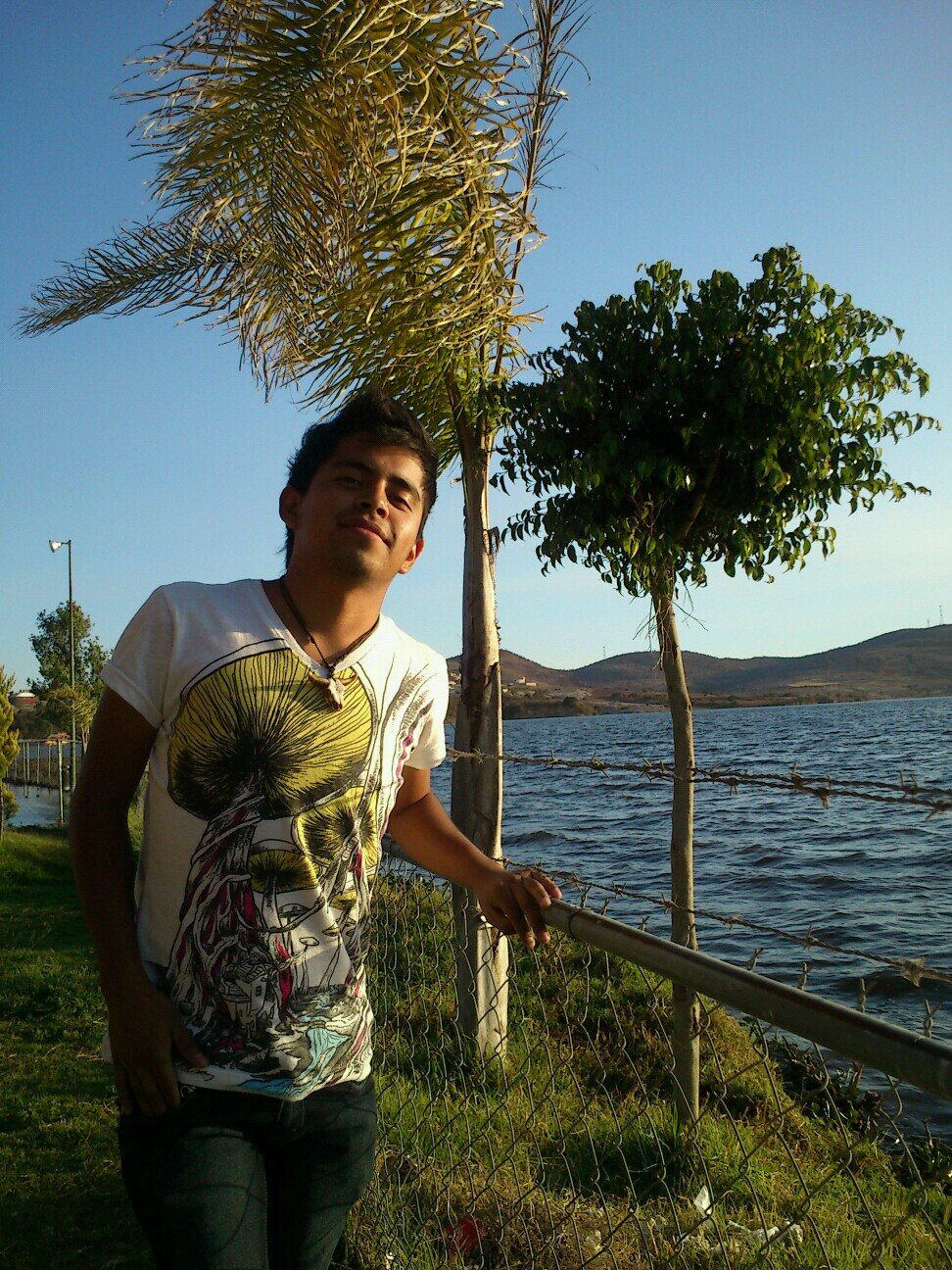 israhkinky's profile picture. 