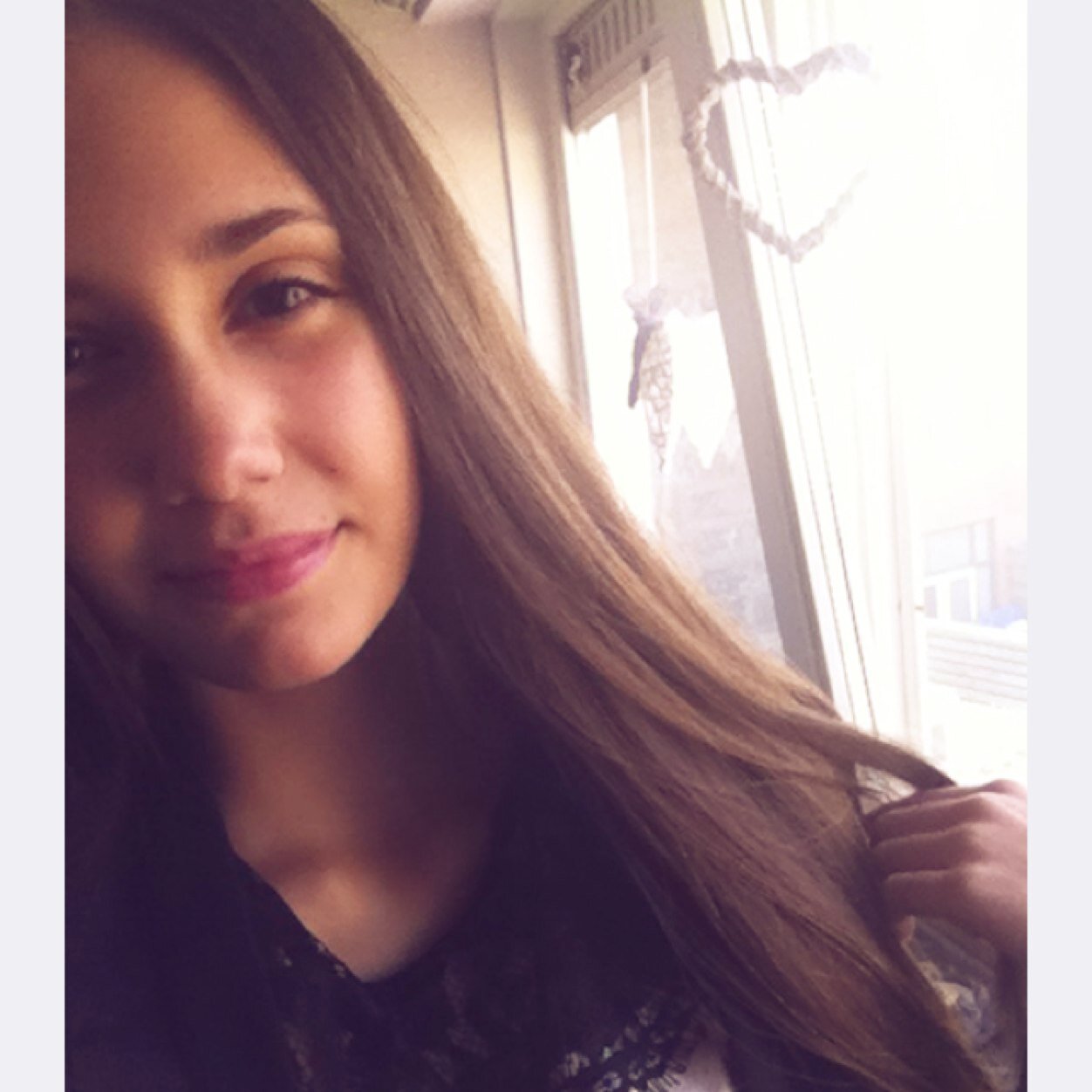 Hoensbroek | ∞ | 15 y/o | IG: nathalieeeex_ |