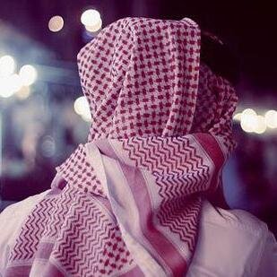 ‏‏‏كُن رَاقياً ؛ بفكرك ؛ بكتاباتكَ ؛ بأفعالك ؛ وأخلآقكْ ؛ سَتجَذبّ إليكَ قُلوبّ الناس ؛ وإنْ كانُوا لآ يعرفُون عنكَ شيئاً ... ُ