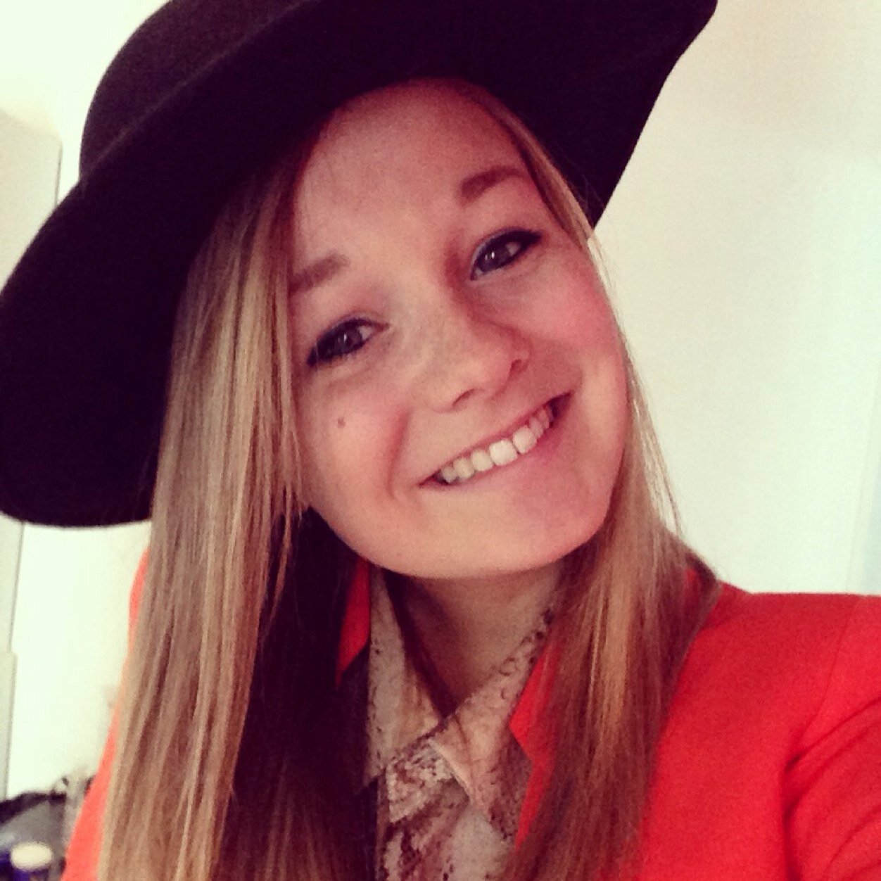 missjacobsx's profile picture. living young and wild and free.