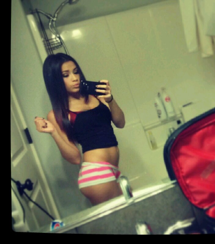 Hi Im Celina! Im A WebCam Model @streamate.com Come Join Me For Some Sexy Fun(; Follow Me(;