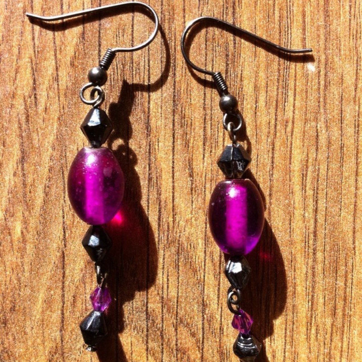 Making beautiful pieces of Jewellery using a variety of materials and genuine gemstones. Find us on Facebook and follow us on instagram @divinejewellery7