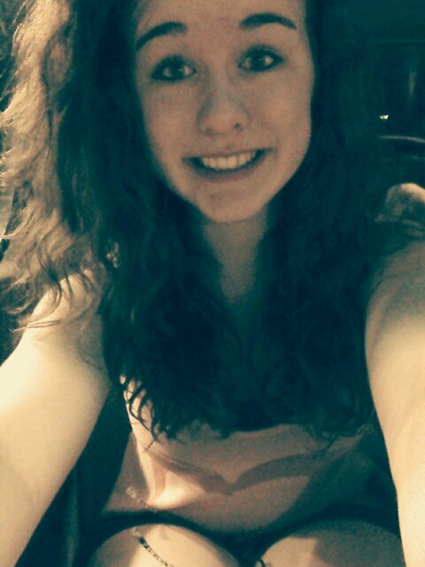 1D & 5SOS are my thing....&I love them more than pizza!! Now that's love right there!! ❤♪❤♪❤♪❤♪❤