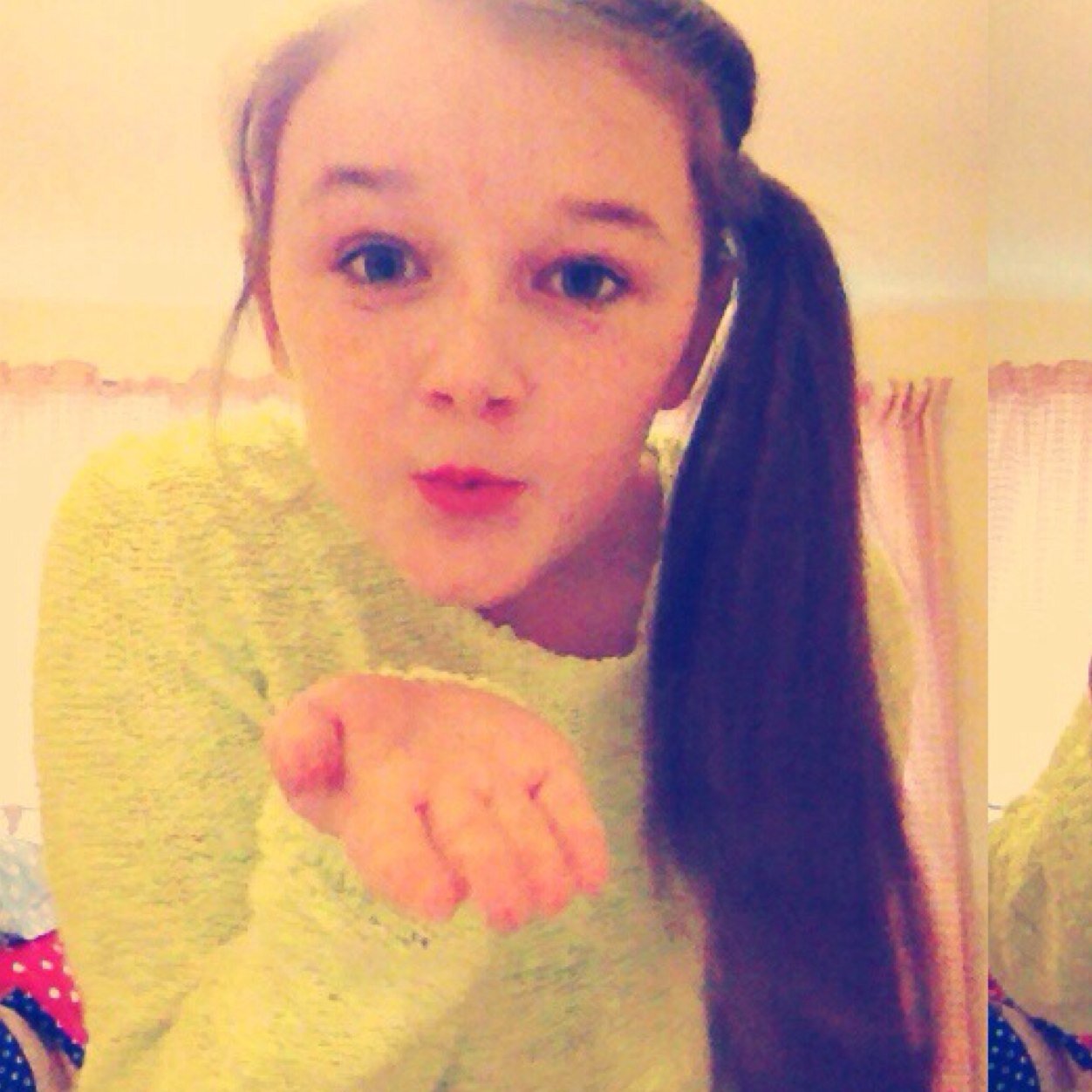 British Youtubers//Dancemoms//kalani followed//met and hugged chloe lukasiak//My Chummies//Manor Y7