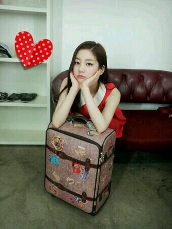 @VIRTUALIDOLS actress 90liner.. 이유비~ Girin's wife ㅋㅋㅋ 중기 오빠 여동생~ #KaumElite #VirtualClone ©RMUtd