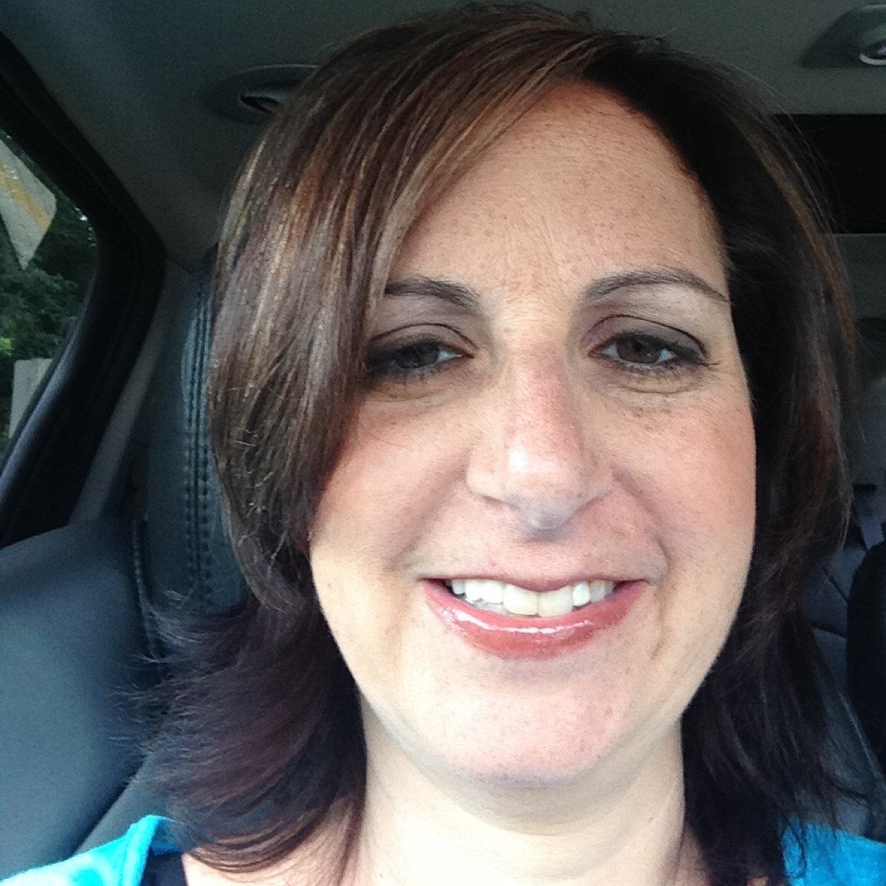 andisimon17's profile picture. 