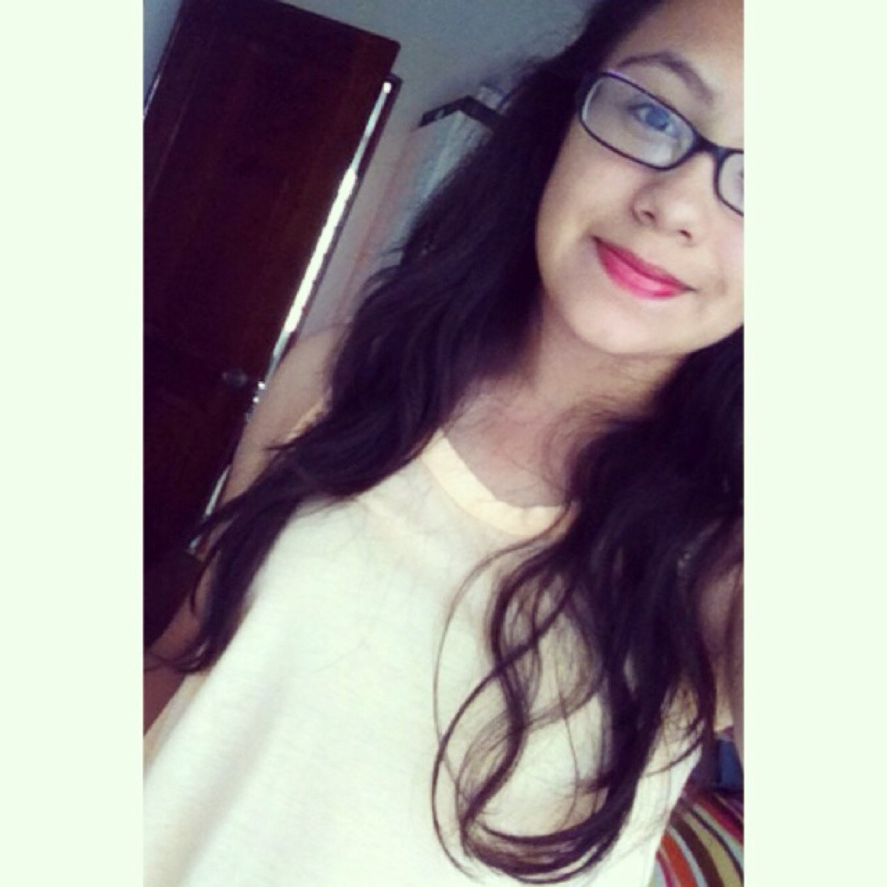 Hi ✌️ This is my twitter bio| INSTAGRAM: lorenavelasquez01