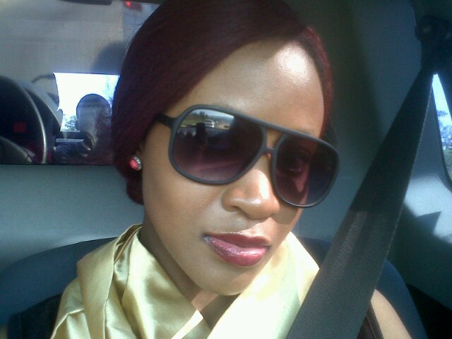 M young,black,entertaining,outgoing nd mostly bubbly personality