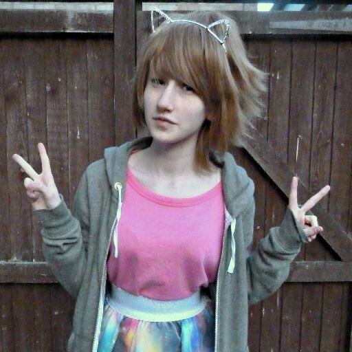 helloooo~

i like watching anime, playing video games, music, reading manga, cosplay, dancing & singing:3
i'm an idiot, basically~