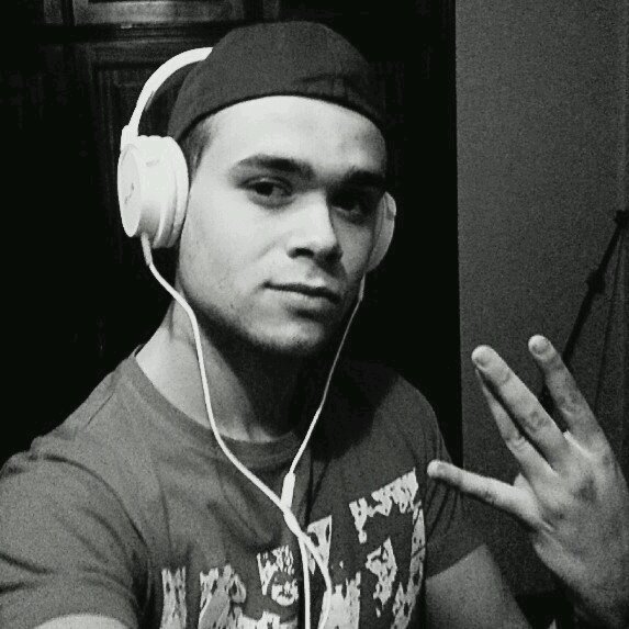 agra_dani's profile picture. 